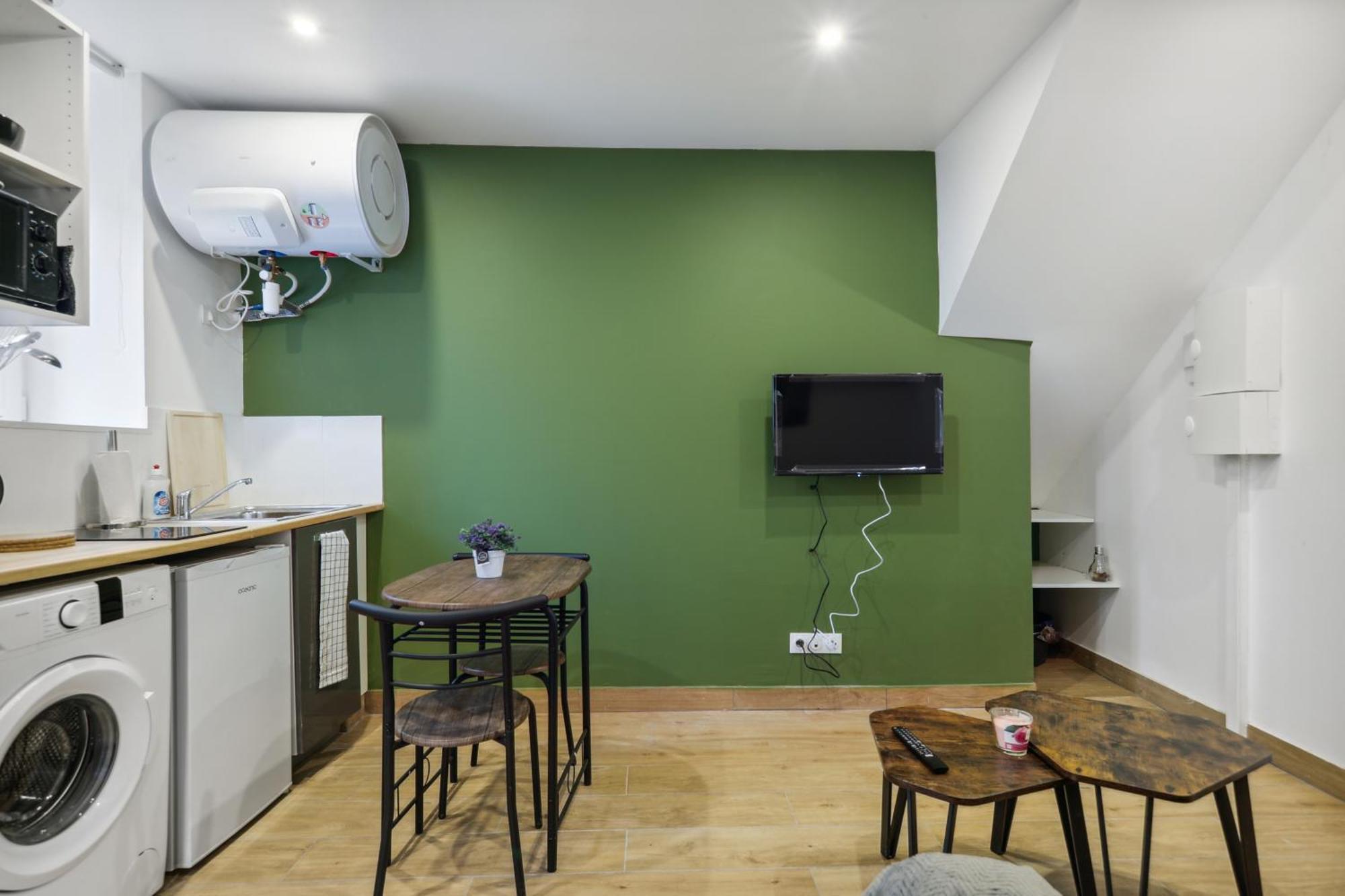 Chic Cosy Apart With Parking Ла Ферте-су-Жуар Экстерьер фото